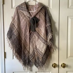 Sweater shawl
